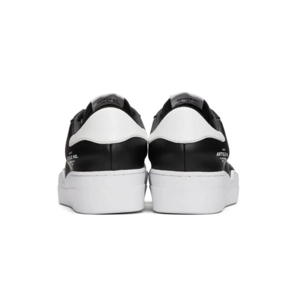 Article No. Black Casual Running Low-Top Sneakers Men’s Black & White Size 7